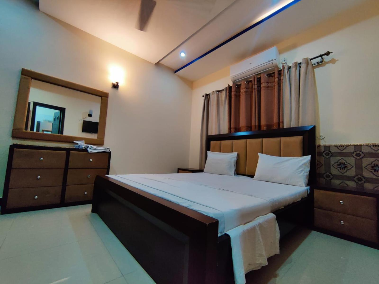 Luxury Guest Rooms Rawalpindi Buitenkant foto