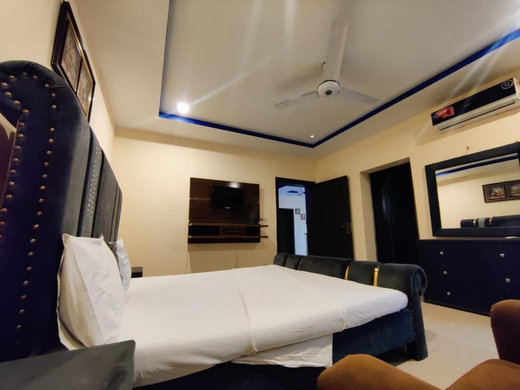 Luxury Guest Rooms Rawalpindi Buitenkant foto